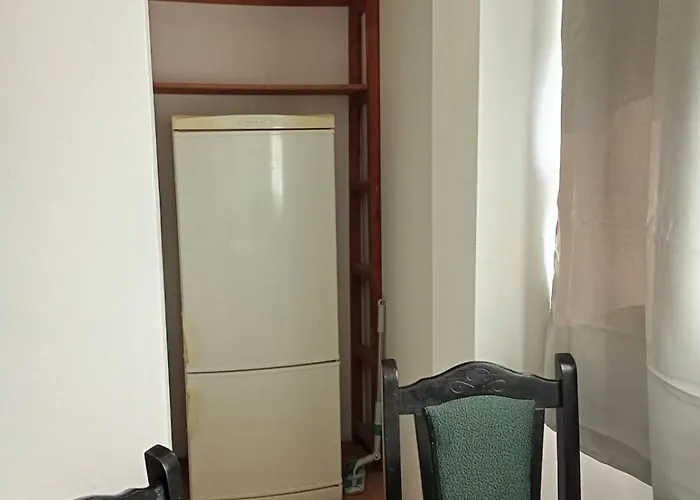 Aleksej アパート Irig